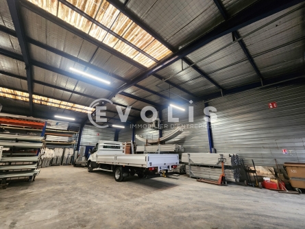 Photo 7 – location Entrepôts / activités	GRENAY (38540)