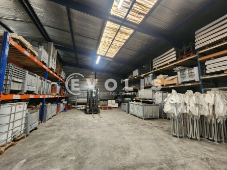 Photo 8 – location Entrepôts / activités	GRENAY (38540)