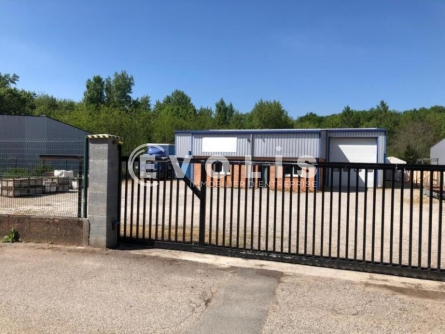 Photo 1 – location Entrepôts / activités	GRENAY (38540)