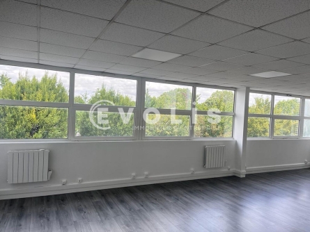 Photo 2 – location Entrepôts / activités	BONDY (93140)