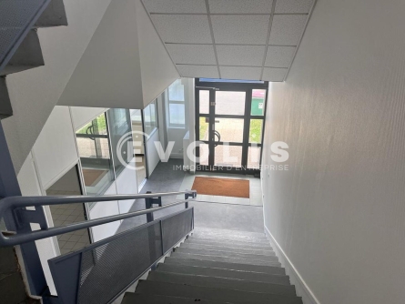 Photo 5 – location Entrepôts / activités	BONDY (93140)