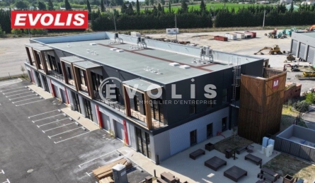 Photo 1 – location Entrepôts / activités	PIERRELATTE (26700)