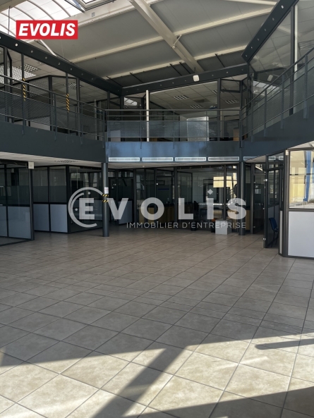Photo 4 – location Entrepôts / activités	SAINT PAUL TROIS CHATEAUX (26130)