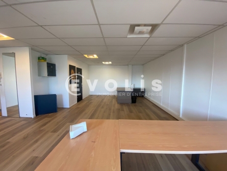 Photo 3 – location Entrepôts / activités	NEUILLY PLAISANCE (93360)