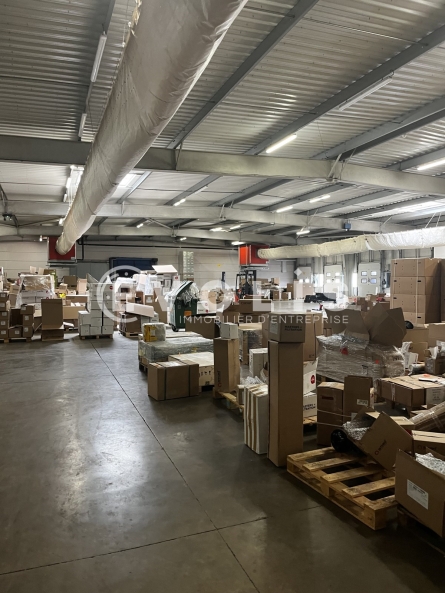 Photo 2 – location Entrepôts / activités	CHATEAURENARD (13160)
