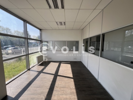 Photo 14 – vente Entrepôts / activités	CHAMPIGNY SUR MARNE (94500)