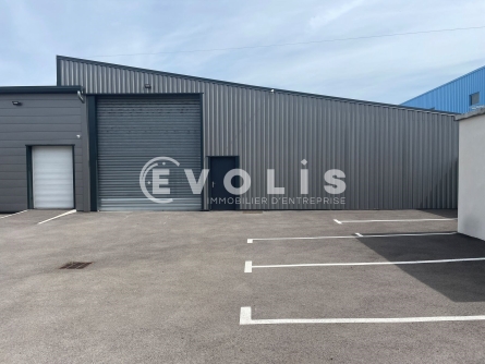 Photo 3 – vente Entrepôts / activités	VAULX EN VELIN (69120)