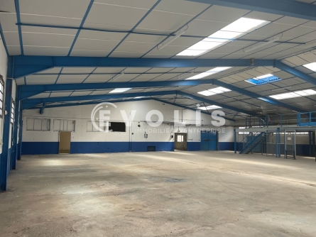 Photo 7 – vente Entrepôts / activités	VAULX EN VELIN (69120)