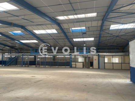 Photo 8 – vente Entrepôts / activités	VAULX EN VELIN (69120)