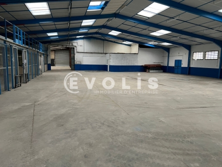 Photo 7 – location Entrepôts / activités	VAULX EN VELIN (69120)