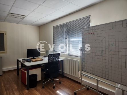 Photo 10 – location Entrepôts / activités	CHASSIEU (69680)