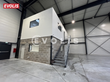 Photo 3 – location Entrepôts / activités	NIMES (30000)