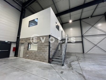 Photo 6 – location Entrepôts / activités	NIMES (30000)