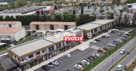 Photo 1 – location bureaux	L'ISLE SUR LA SORGUE (84800)