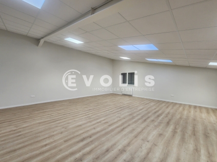 Photo 15 – vente Entrepôts / activités	BOURGOIN JALLIEU (38300)