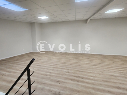 Photo 13 – location Entrepôts / activités	BOURGOIN JALLIEU (38300)