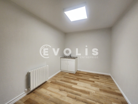 Photo 14 – location Entrepôts / activités	BOURGOIN JALLIEU (38300)