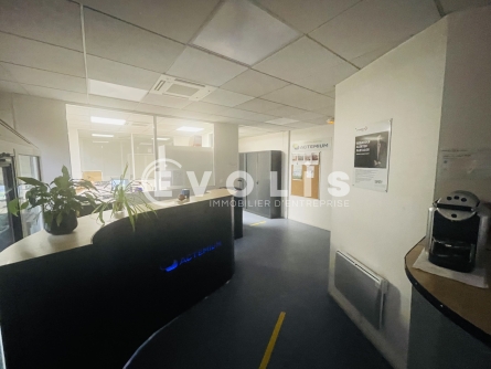 Photo 3 – location Entrepôts / activités	SAINT THIBAULT DES VIGNES (77400)