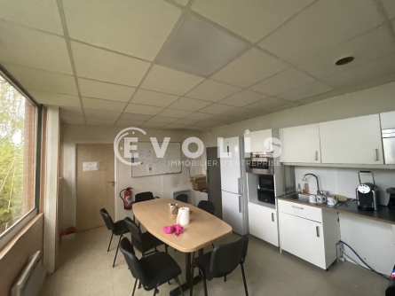 Photo 6 – location Entrepôts / activités	SAINT THIBAULT DES VIGNES (77400)