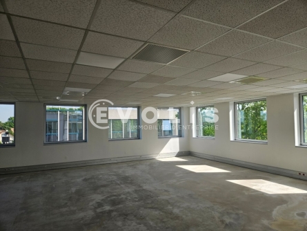 Photo 10 – location bureaux	VILLEBON SUR YVETTE (91140)
