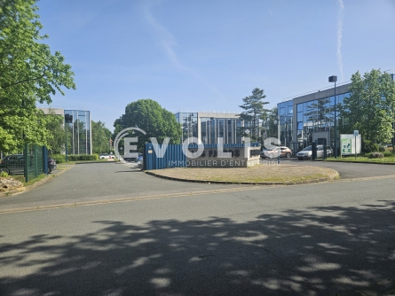 Photo 1 – location bureaux	VILLEBON SUR YVETTE (91140)