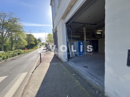 Photo 1 – location Entrepôts / activités	SAINT MAUR DES FOSSES (94100)