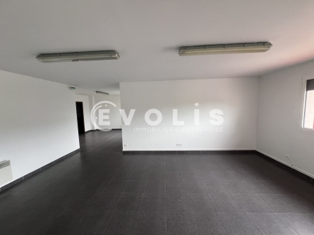 Photo 11 – location Entrepôts / activités	NEUILLY SUR MARNE (93330)