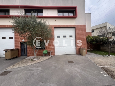 Photo 1 – location Entrepôts / activités	NEUILLY SUR MARNE (93330)