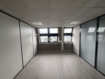 Photo 9 – location bureaux	CHARENTON LE PONT (94220)