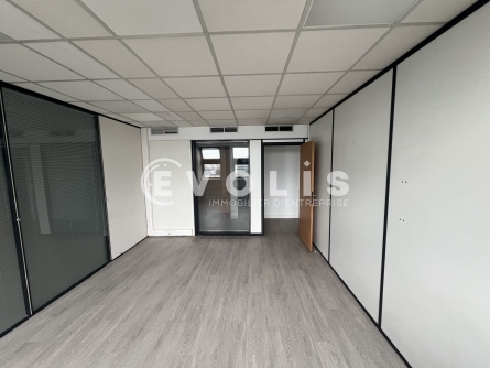 Photo 11 – location bureaux	CHARENTON LE PONT (94220)
