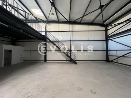 Photo 8 – location Entrepôts / activités	NOISY LE GRAND (93160)