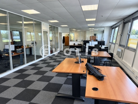 Photo 9 – location Entrepôts / activités	VILLEJUST (91140)