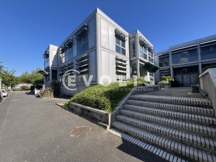 Photo 4 – location Entrepôts / activités	SUCY EN BRIE (94370)