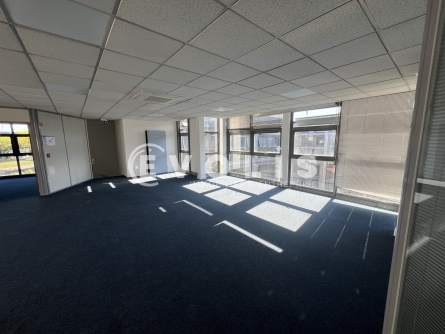Photo 10 – location Entrepôts / activités	SUCY EN BRIE (94370)