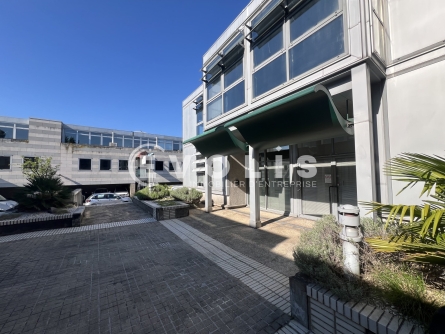 Photo 1 – location Entrepôts / activités	SUCY EN BRIE (94370)