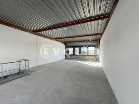 Photo 1 – location Entrepôts / activités	NEUILLY PLAISANCE (93360)