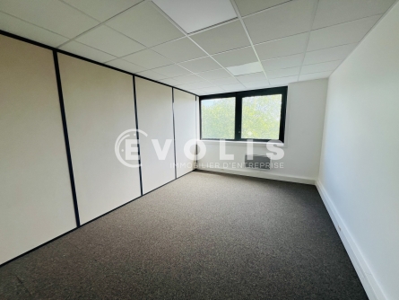 Photo 8 – location bureaux	LOGNES (77185)