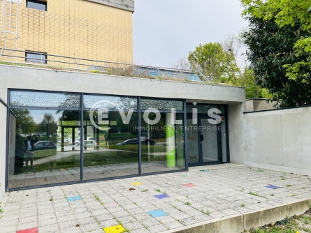 Photo 2 – vente Locaux commerciaux	CHAMPS SUR MARNE (77420)