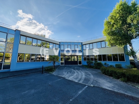 Photo 2 – location bureaux	SAINT THIBAULT DES VIGNES (77400)