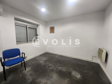Photo 13 – location Entrepôts / activités	SAINT CHEF (38890)