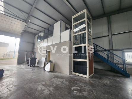 Photo 15 – location Entrepôts / activités	SAINT CHEF (38890)