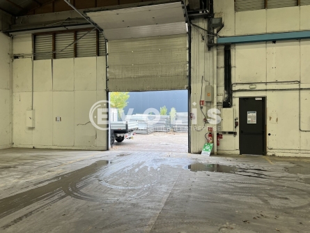 Photo 12 – location Entrepôts / activités	SAINT PRIEST (69800)