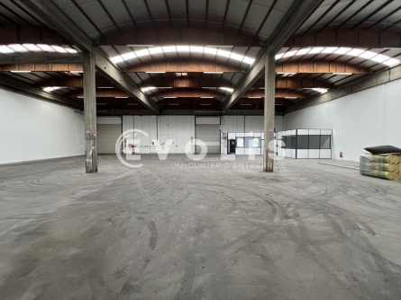 Photo 6 – location Entrepôts / activités	SAINT PRIEST (69800)