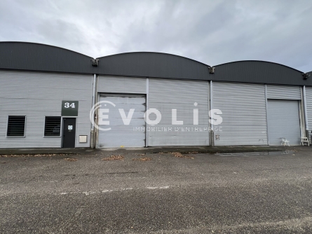 Photo 3 – location Entrepôts / activités	SAINT PRIEST (69800)
