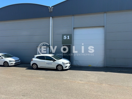Photo 15 – location Entrepôts / activités	SAINT PRIEST (69800)
