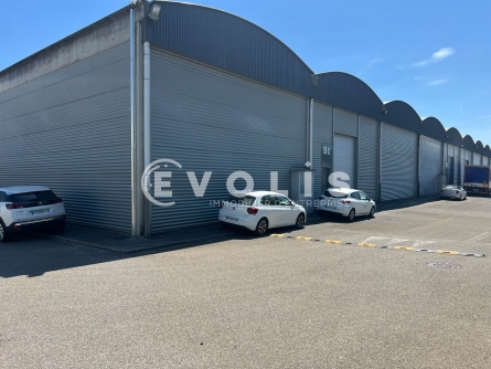 Photo 13 – location Entrepôts / activités	SAINT PRIEST (69800)