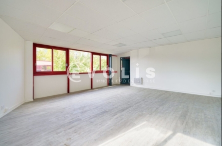 Photo 6 – location Entrepôts / activités	BONDOUFLE (91070)