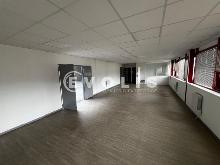 Photo 4 – location Entrepôts / activités	BONDOUFLE (91070)