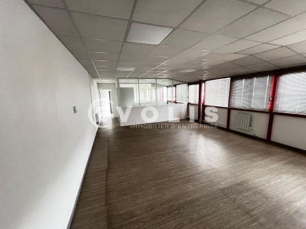 Photo 6 – location Entrepôts / activités	BONDOUFLE (91070)
