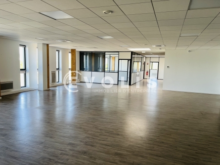 Photo 13 – location Entrepôts / activités	BRIE COMTE ROBERT (77170)